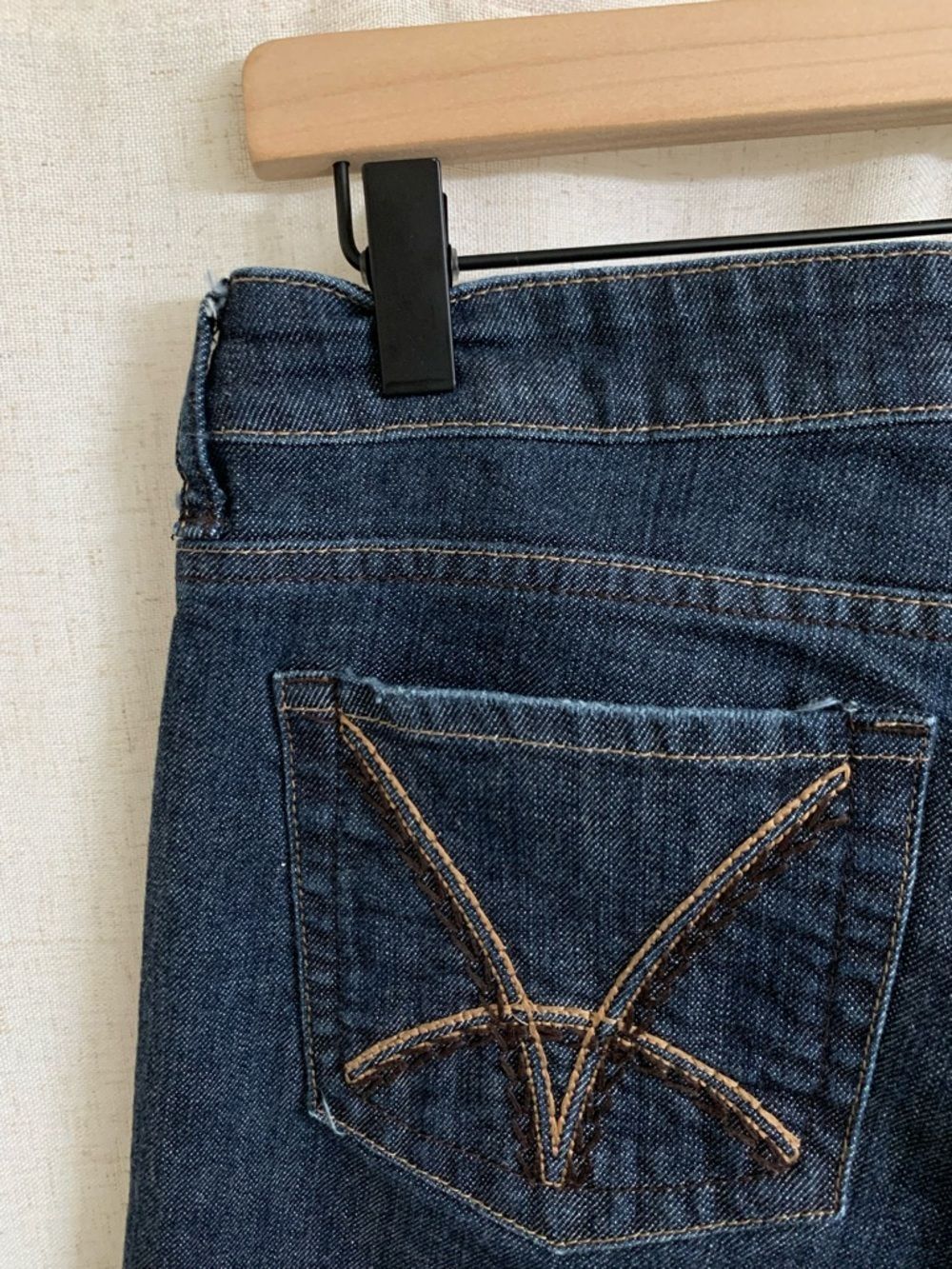 Kut from the Kloth women’s Boot Cut Dark Blue Straight Jeans size 12 - Picture 7 of 9